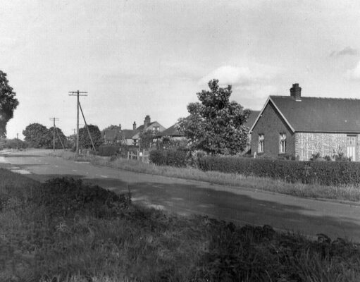 Peakirk Road, Glinton