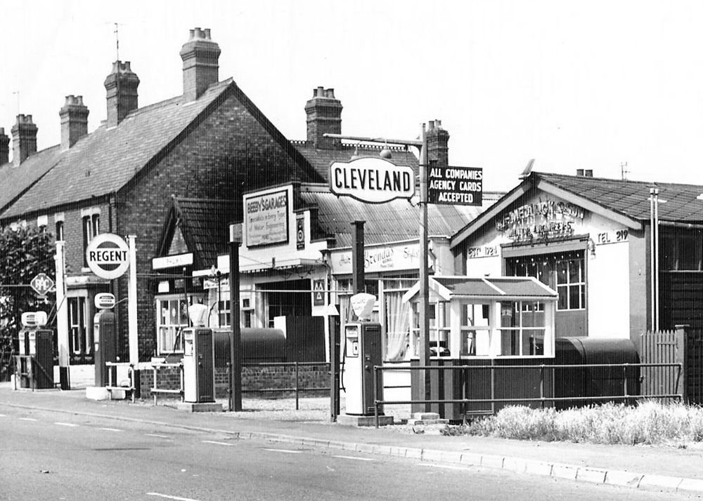 Fletton Avenue in the Fifties PETERBOROUGH IMAGES ARCHIVE