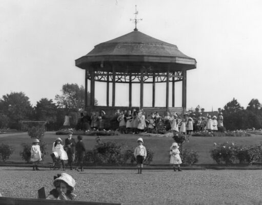 Central Park Bandstand (1915)