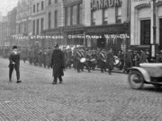 Soldiers on Long Causeway (1914)
