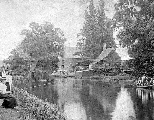 Fishing the Nene at Water Newton