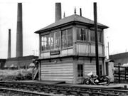 Eye Green Signal Box