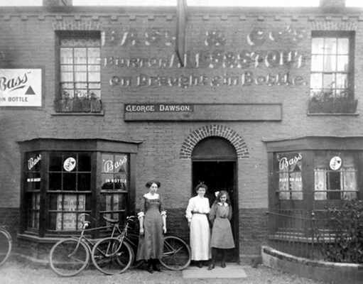 Golden Lion, Oundle Road c.1912