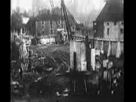 Building of Town Bridge 1934