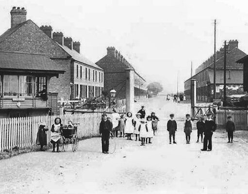Kings Dyke Level Crossing
