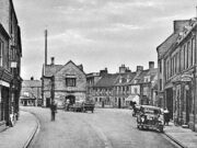 Oundle – The Square