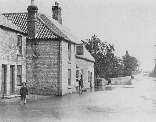 Peakirk Floods & The Boat Inn (1912)