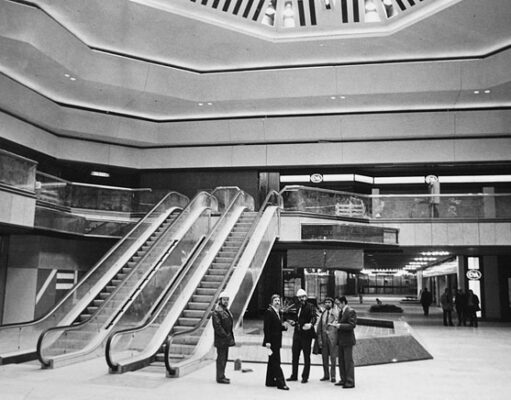 Queensgate Centre (1982)